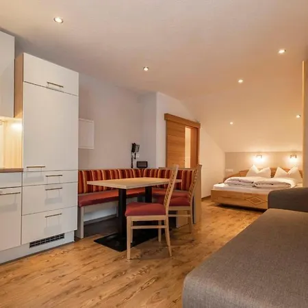 Appartement Edelweiss Inklusive Sommer Bergbahnticket Ladis