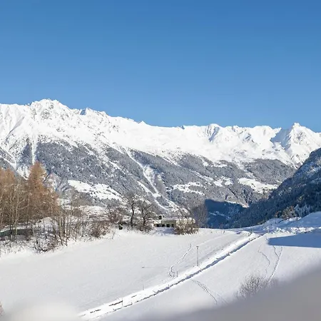 Edelweiss - Panorama Next To Lift Ladis