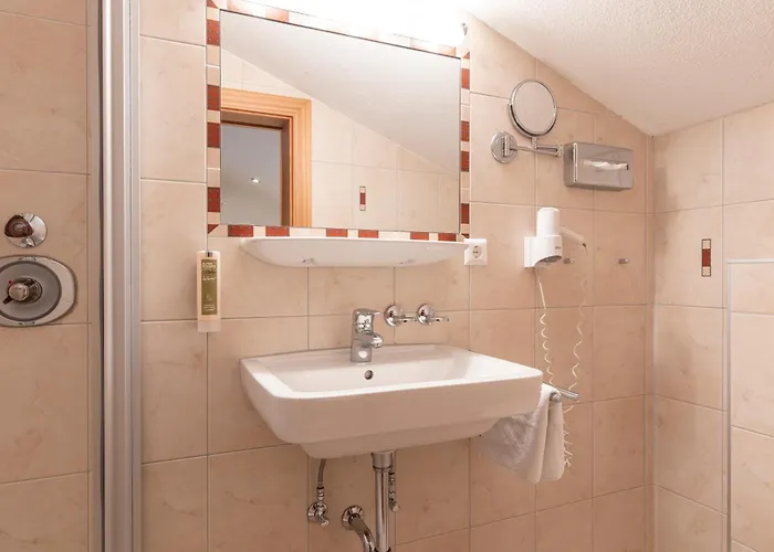 Edelweiss לאדיס